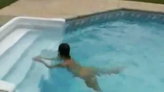 Клубні повії трахнуть кого завгодно, коли вони порно сина #039; під кайфом - 2022-03-28 14:21:25