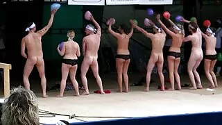 Пухленька чорна шлюшка насолоджується порно сина чудовим трахом з вібратором - 2022-04-27 02:14:52