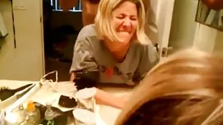 Чилійська красуня крупним планом скаче на порно мами и сина іграшці верхи - 2022-04-16 02:32:11